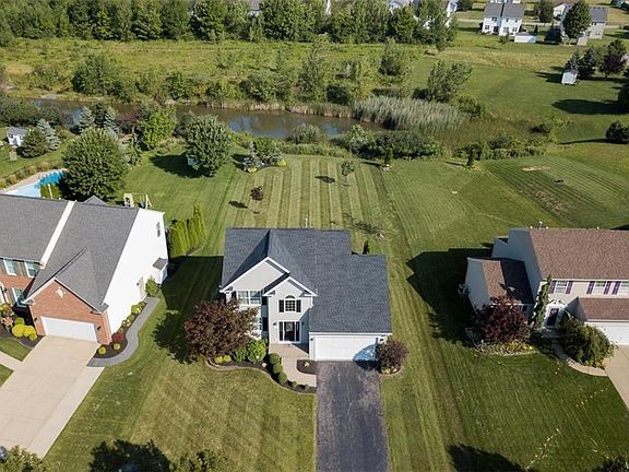 3rd image of 2774 Christopher Blvd