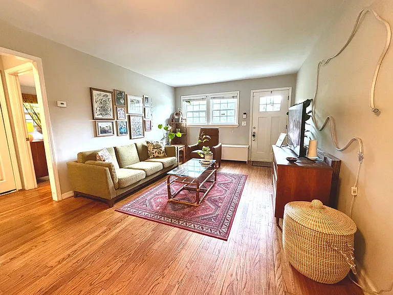 420 Mead St SE #B — Photo 2