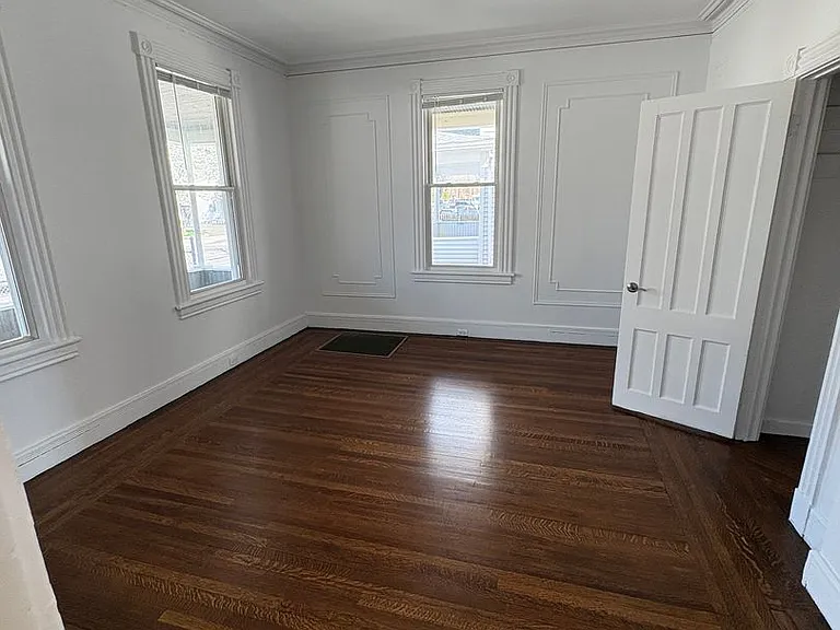 108 S Main St — Photo 2
