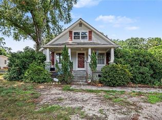 820 Walker St, Reidsville, NC 27320