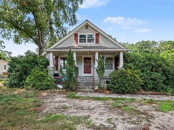 820 Walker St, Reidsville, NC 27320