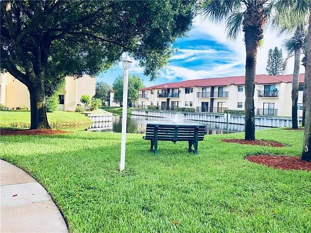 2050 Oleander Blvd — Photo 14