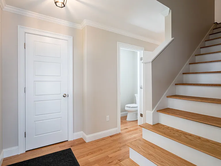 17 Bennett St — Photo 11