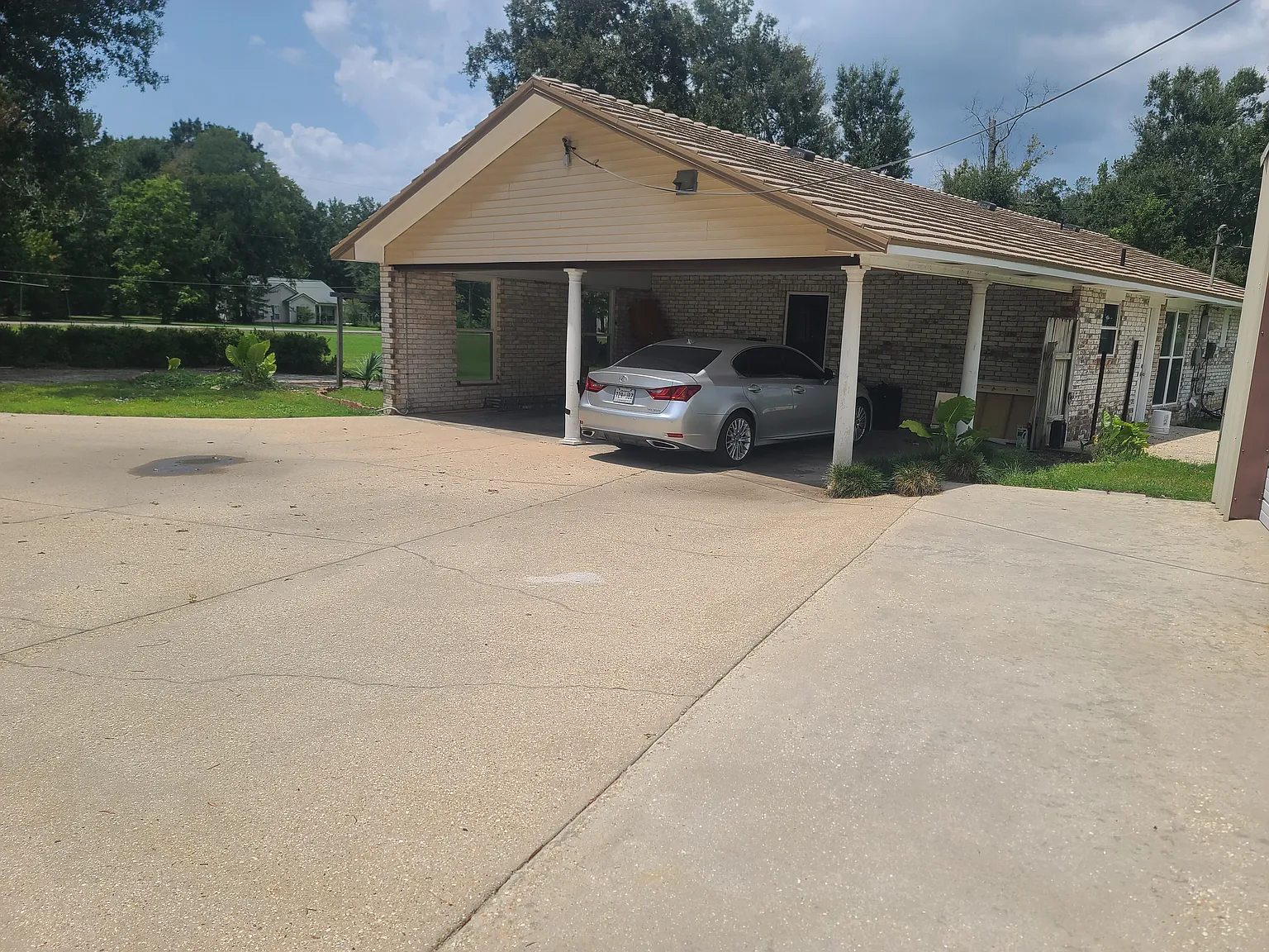 3 bed, 1293 sqft, $1,550 — Photo 3