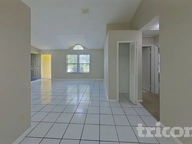 4739 Harpers Ferry Ln — Photo 3