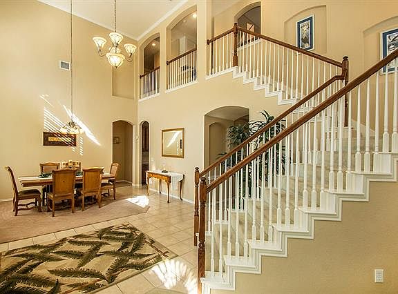 4th image of 429 Saint Andrews Dr