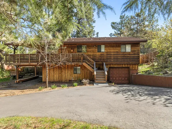 1273 Lynnewood Blvd, Klamath Falls, OR 97601