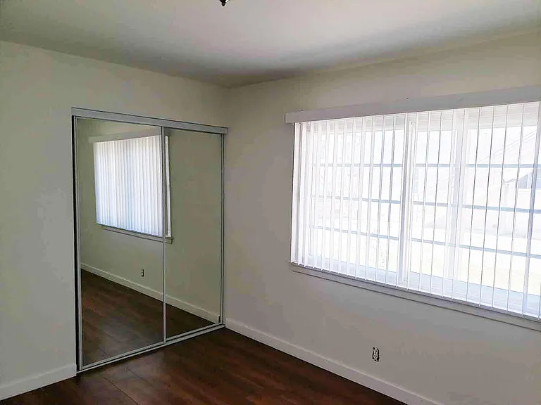 424 W Imperial Ave #C — Photo 8