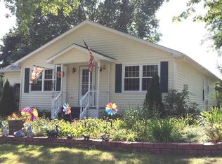 79 Montray Rd, Queensbury, NY 12804