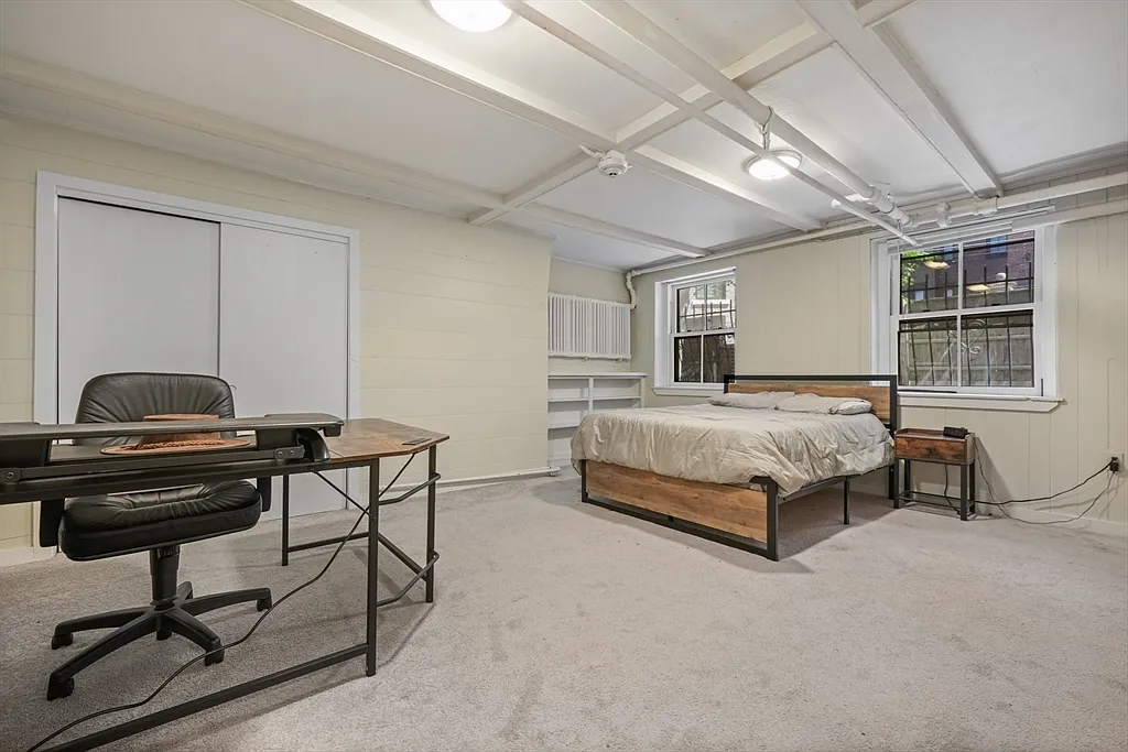 Building Photo - 284 Marlborough St #2