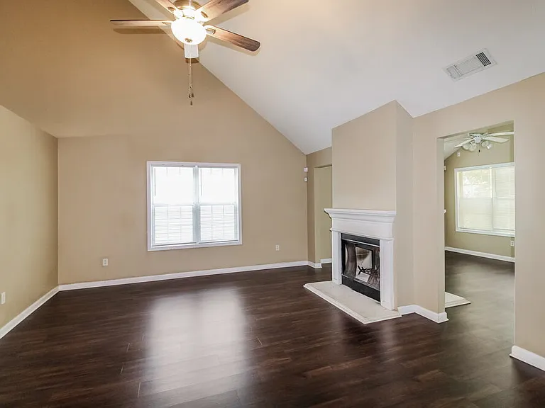 6581 Lake Mill Trce — Photo 4