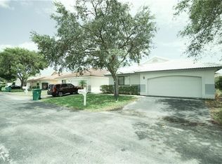 15040 Norfolk Ln, Fort Lauderdale, FL 33331