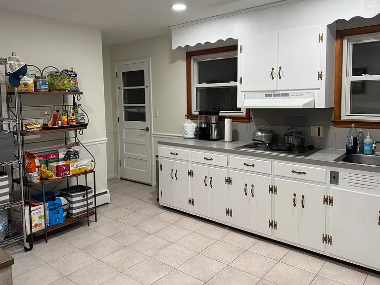 160 Early Ave — Photo 5