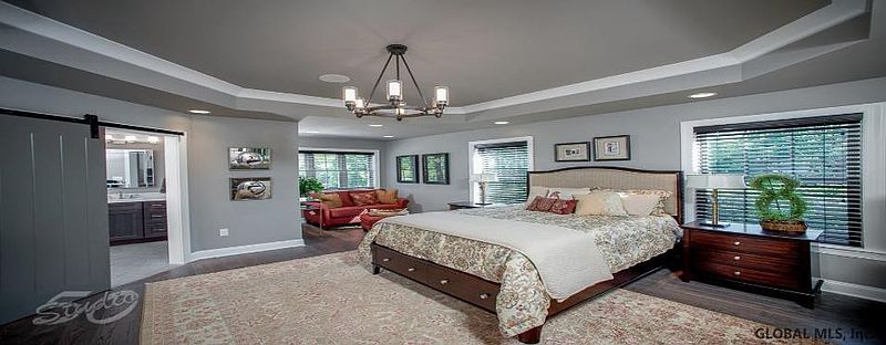 5th image of 218 VLY Road
