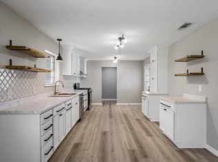 121 Bull Durham Rd, Wills Point, TX 75169