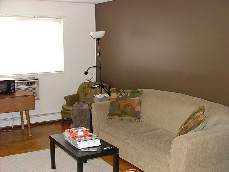 1st image of 1400 King Ave APT 22