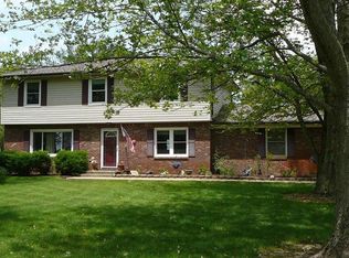 1058 W Furry Rd, Fountaintown, IN 46130