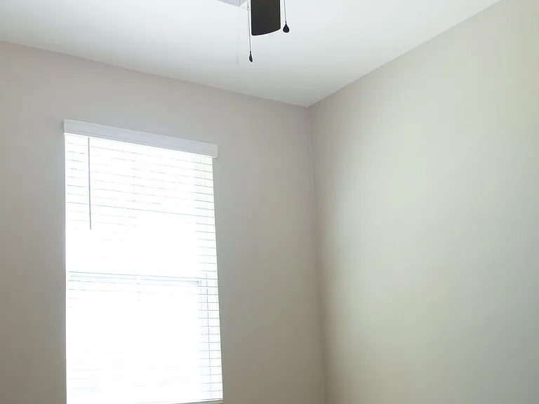 440 Blue Springs St — Photo 24