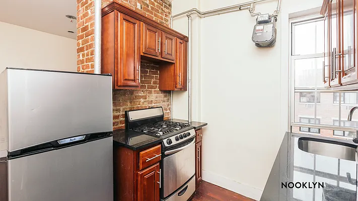 Rented by Nooklyn NYC LLC | media 28