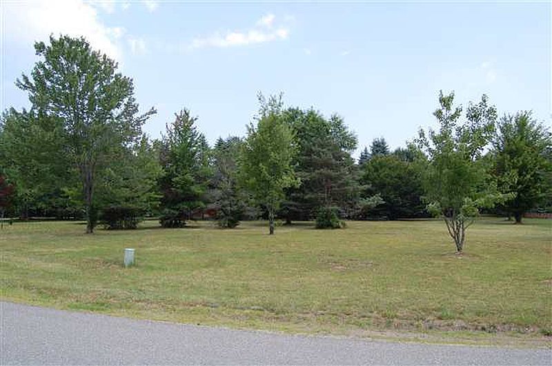 2nd image of 0 JUERGENS POINT Road