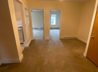 9 Florida Rd APT 5, Maynard, MA 01754