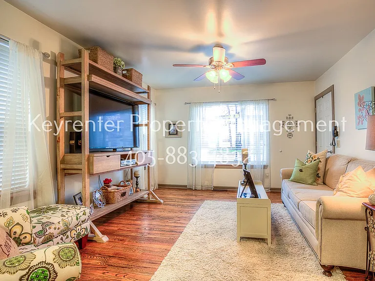 1308 NW 16th St — Photo 16