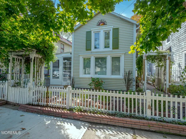 130 Heck Avenue, Ocean Grove, NJ 07756