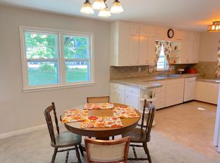 184 2nd Ave, Alden, MN 56009