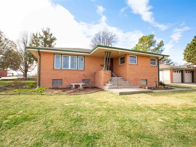 1016 Country Club Dr, Mccook, NE, 69001