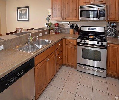 kitchen-additional view