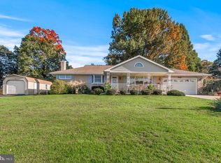 945 Windsor Rd, Red Lion, PA 17356