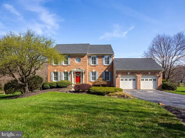 5391 Thames Ct, Sykesville, MD 21784