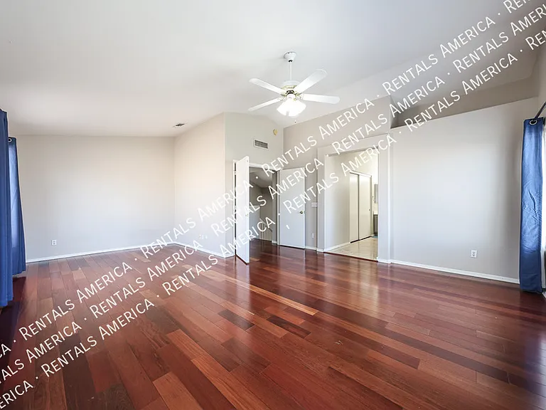 4616 E Summerhaven Dr — Photo 32