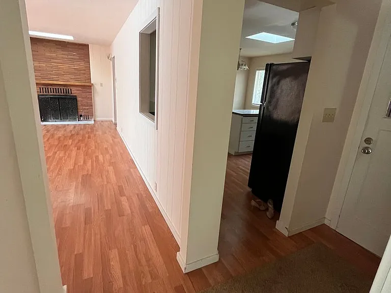 711 83rd Ave SW — Photo 3