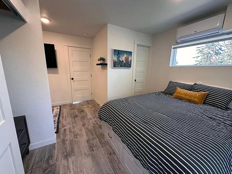 Easy Street Townhomes — Photo 16
