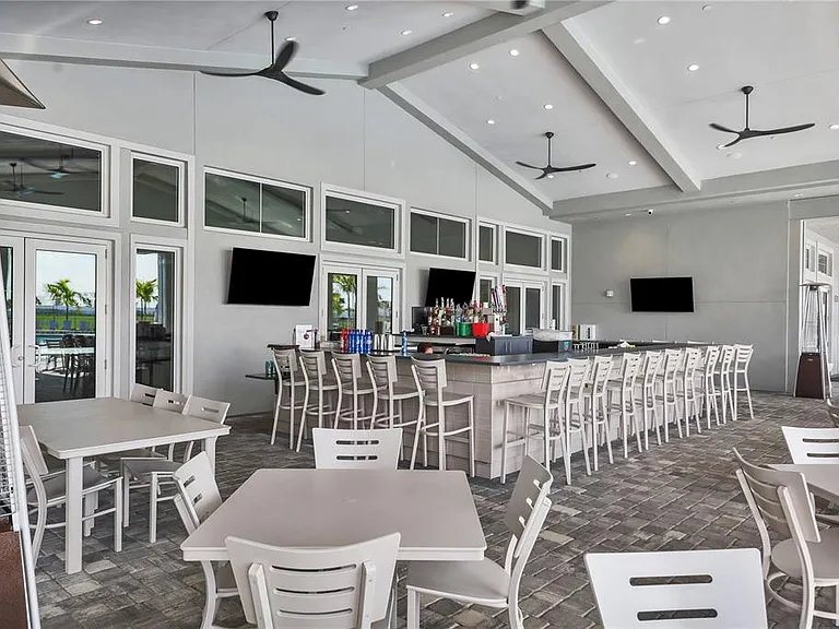 15716 Barefoot Beach Dr — Photo 46