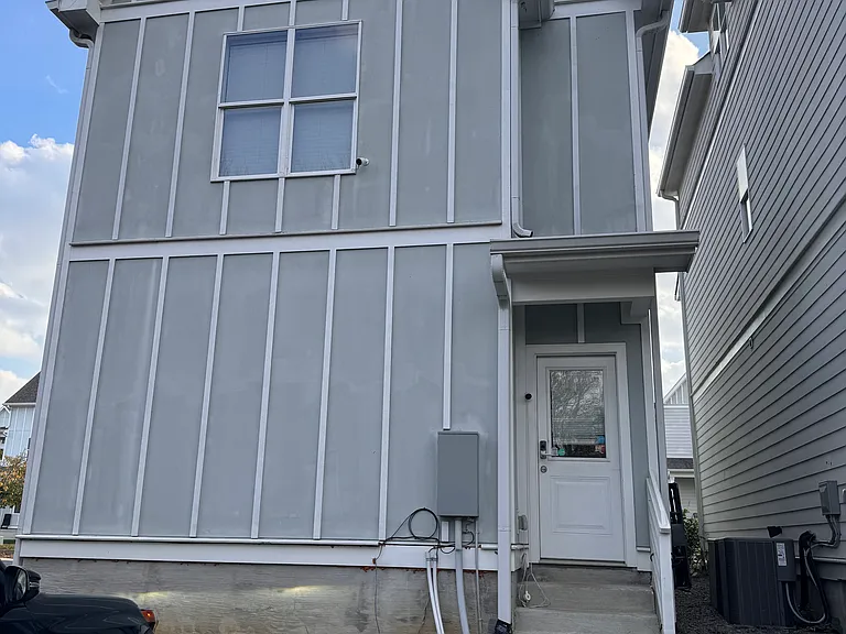 758 Cottage Park Dr — Photo 5