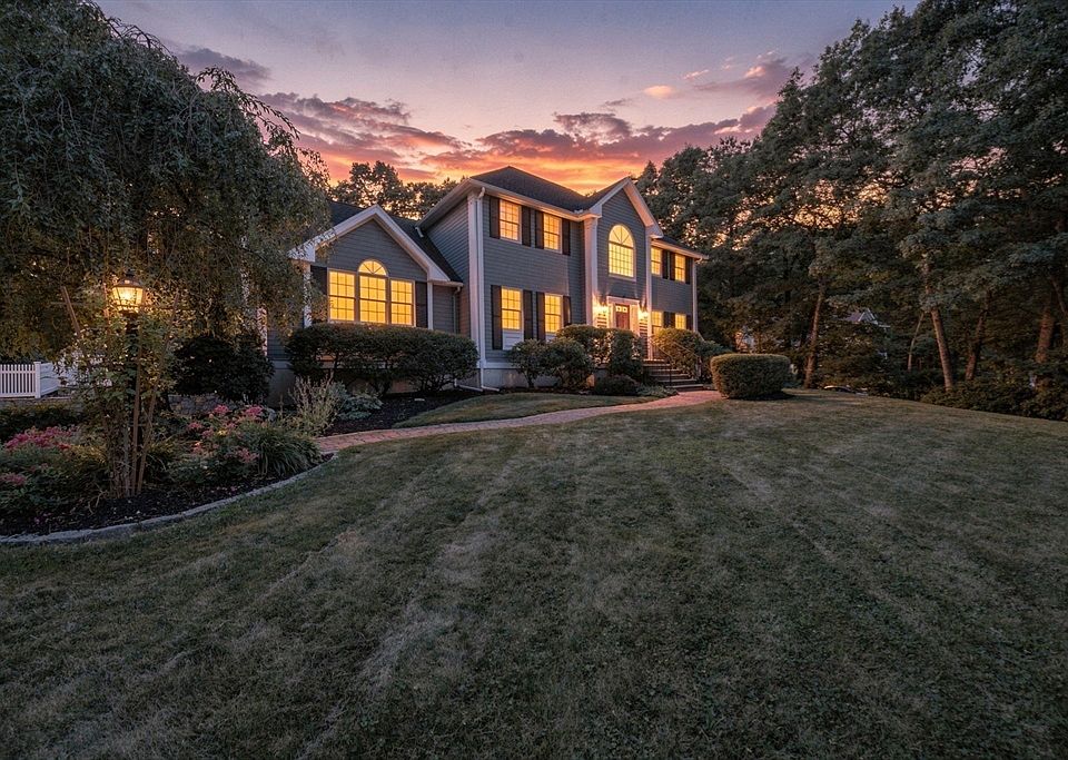 1st image of 38 Cabral Dr