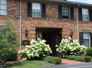 3811 Washington Sq APT 2F, Saint Matthews, KY 40207