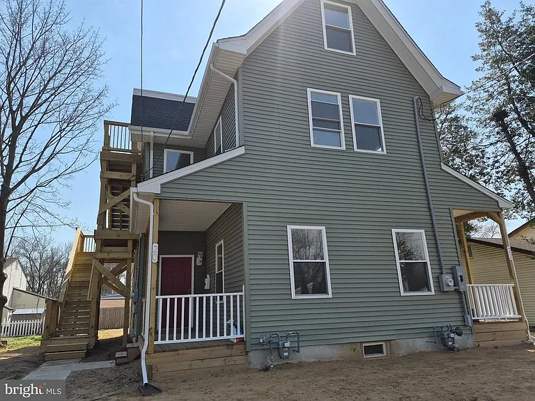 20 Pine St — Photo 14