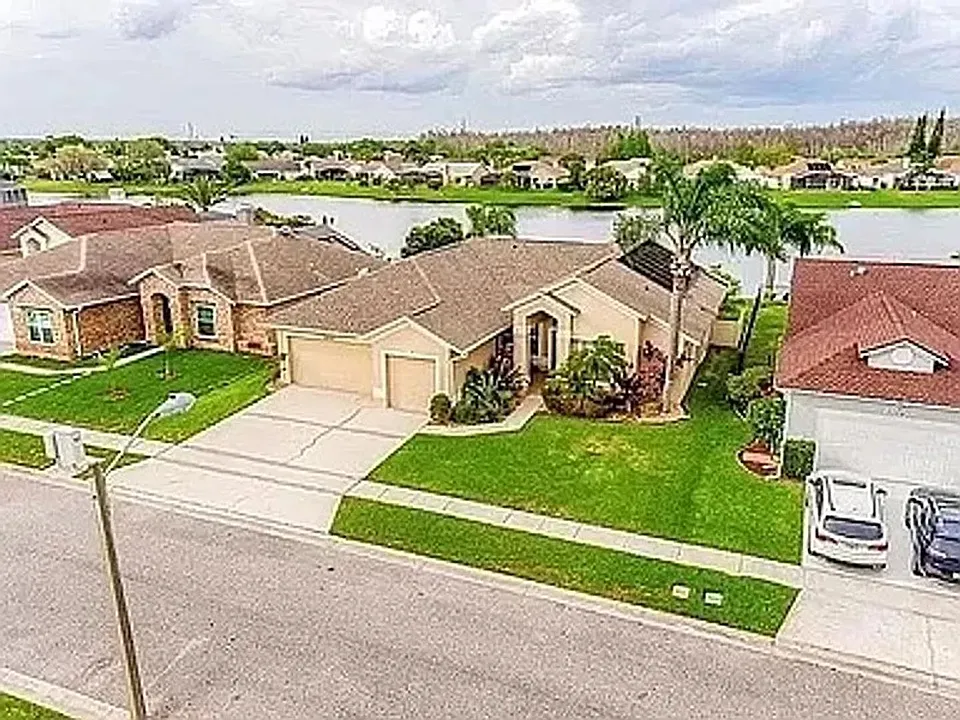2415 Raven Croft Ct