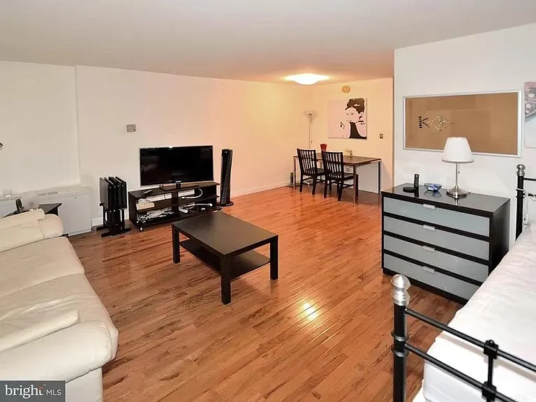 2030 F St NW #704 — Photo 8