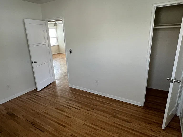 3949 Tilden Ave — Photo 13