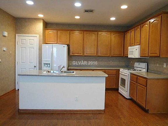 5th image of 9476 W Mesa Vista Ave