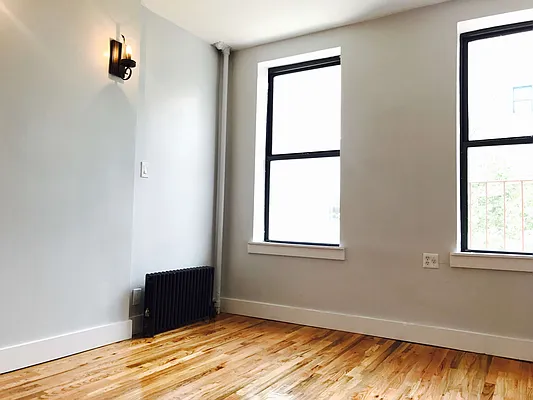 Rented by Nooklyn NYC LLC | media 38