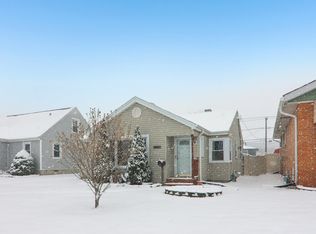 8033 Austin Ave, Burbank, IL 60459