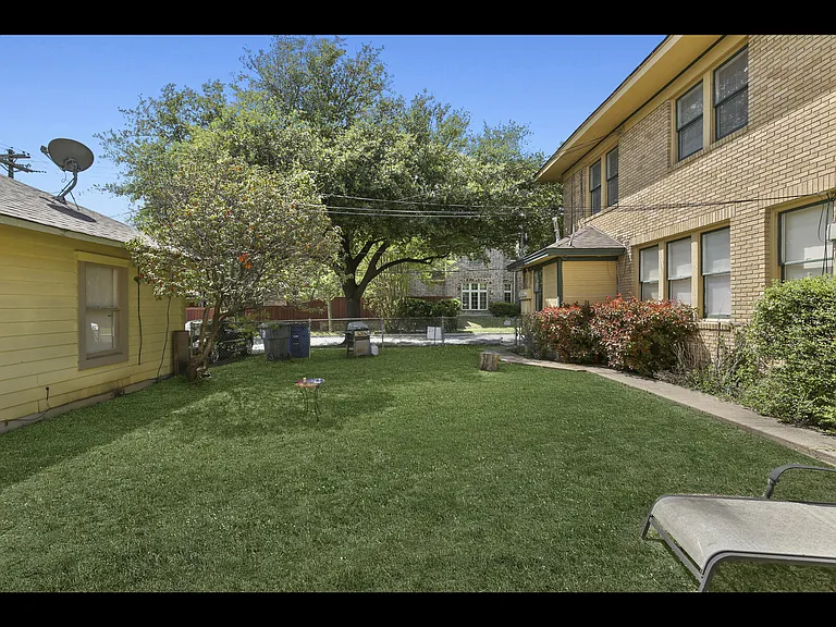 6000 Velasco Ave #A — Photo 19