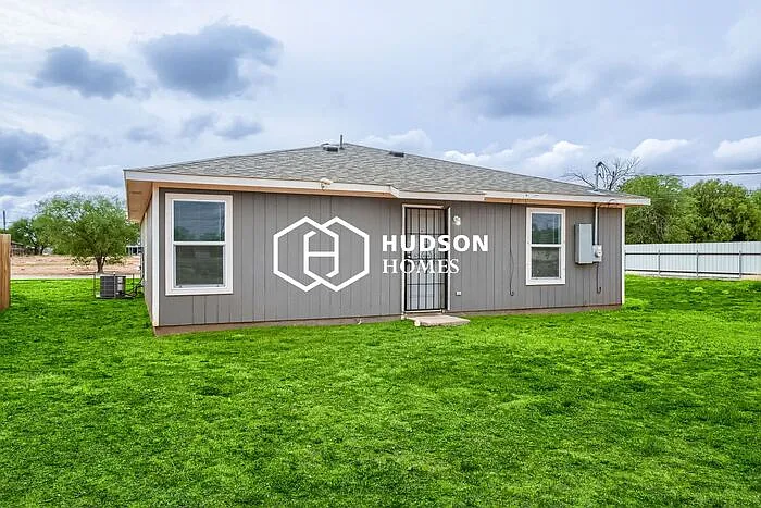 1014 David Ave — Photo 12