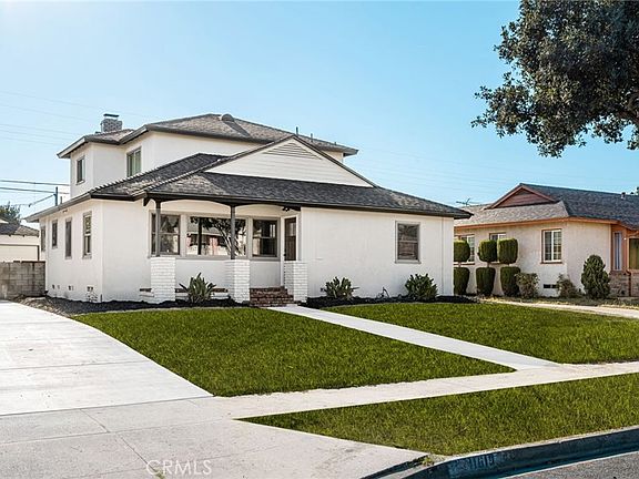 3rd image of 11619 Simms Ave