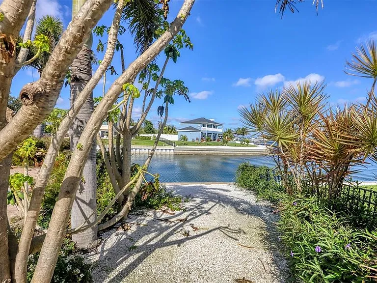 3601 Coquina Key Dr SE — Photo 48